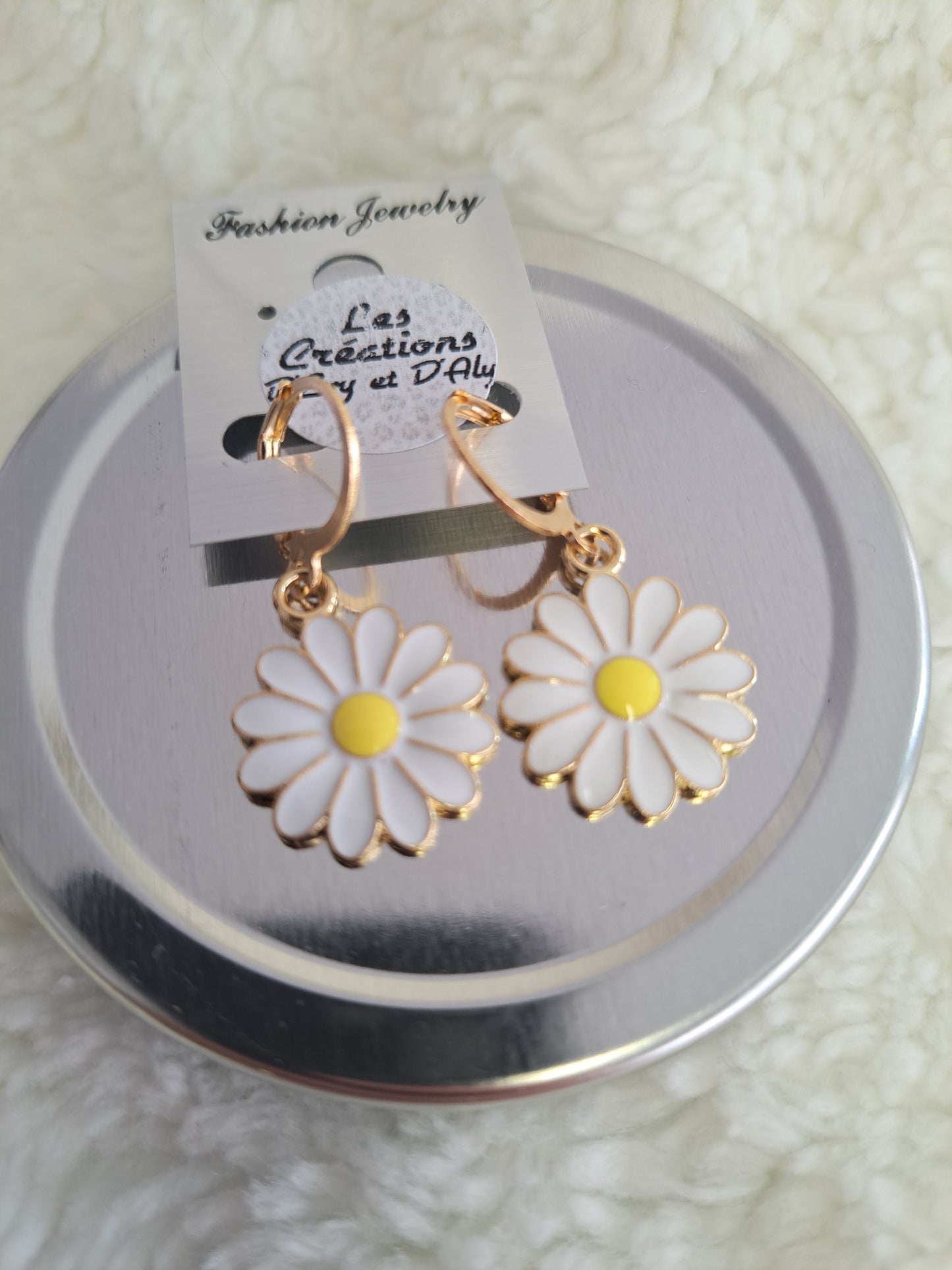 Boucles d'Evy - Marguerite pendante