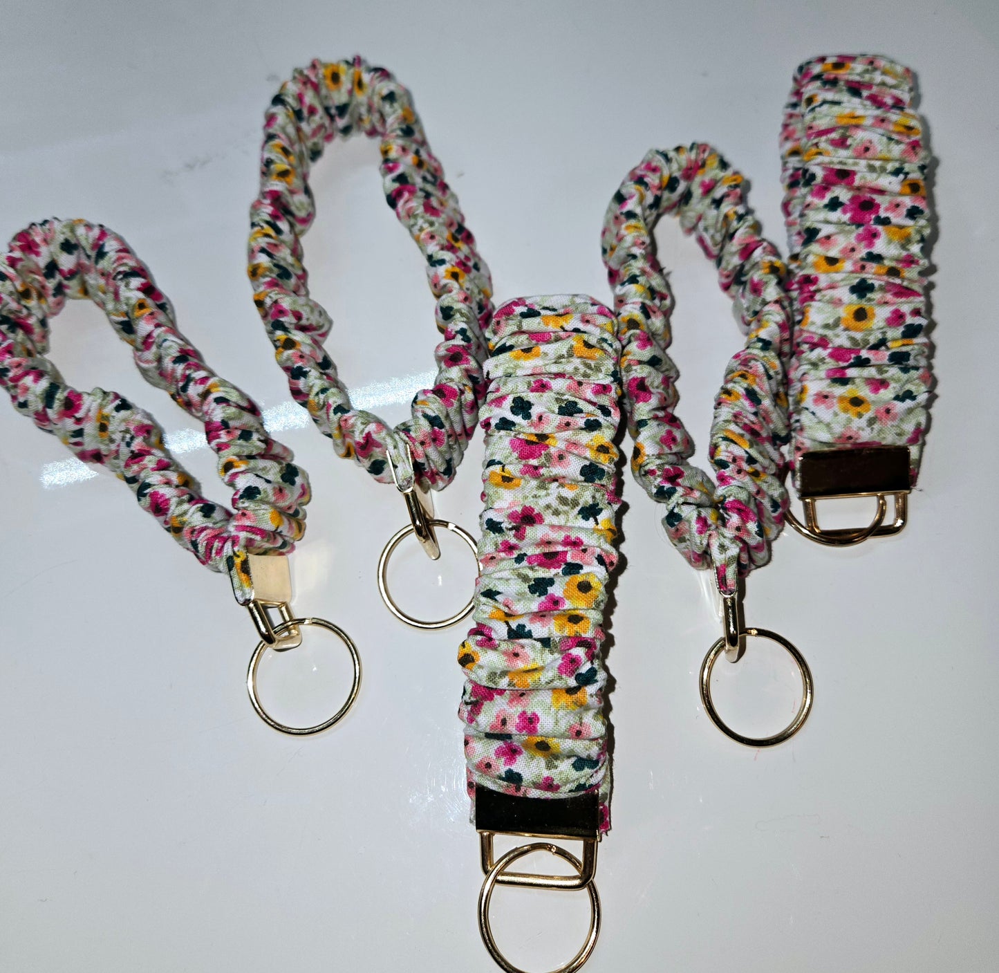 Porte-Clé en chouchou - fleuillage et fleuri