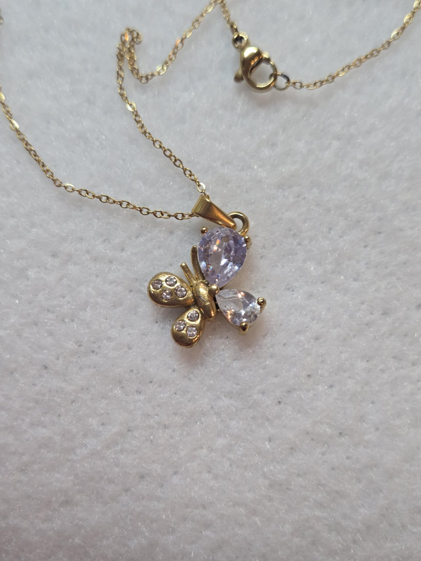 Collier  et pendentif-  Papillon