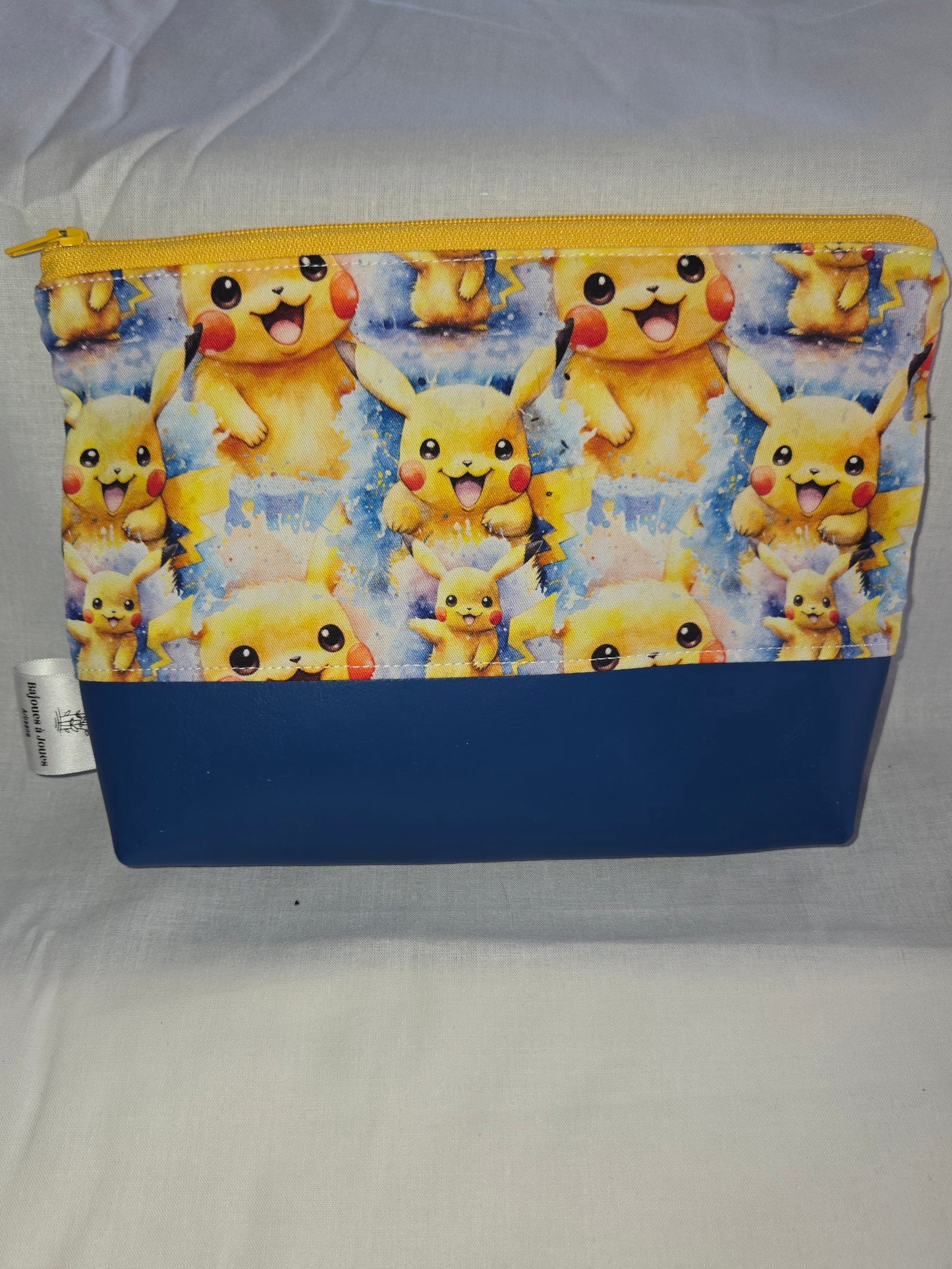 Trousse (Pret a partir)  attaque jaune