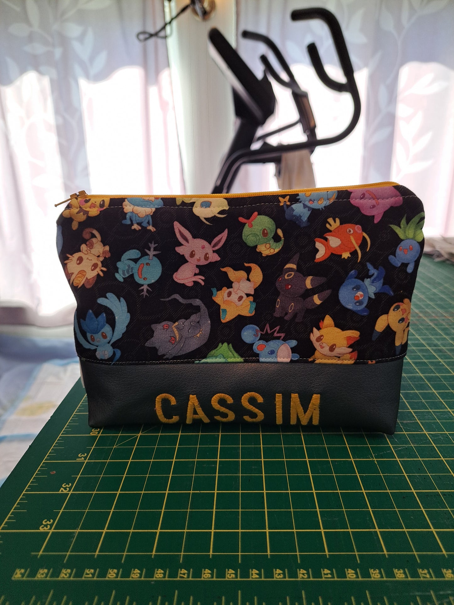 Trousse personnalisée Grand format-  SUR DEMANDE